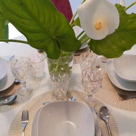 So Fine Petruzzelli Flat * Μπάρι